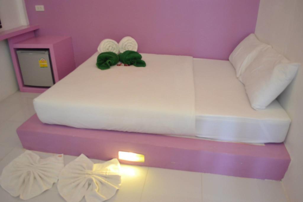 Pakgasri Guest House Koh Lanta Room photo