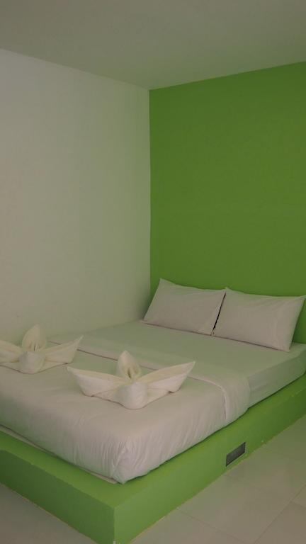 Pakgasri Guest House Koh Lanta Room photo
